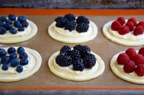 Невероятно вкусные слоеные тарталетки всего за 30 минут из простых ингредиентов. 03