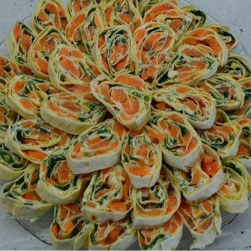 1. крабовые палочки, чеснок, яйцо, натертый сыр, зелень и майонез. 03 1. крабовые палочки, чеснок, яйцо, натертый сыр, зелень и майонез. 03