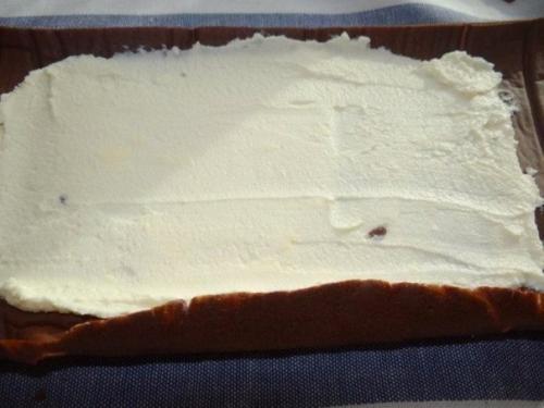 Шоколадные пирожные рулетики. 04