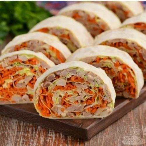 1. крабовые палочки, чеснок, яйцо, натертый сыр, зелень и майонез. 06 1. крабовые палочки, чеснок, яйцо, натертый сыр, зелень и майонез. 06