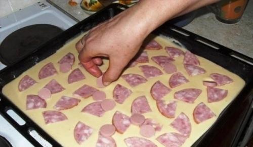 Быстрая пицца.   Быстрая пицца - рецепт для тех, кто любит пиццу, но ленится ее готовить по всем правилам итальянской кухни. 02