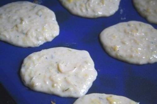 Эти оладьи уникальны тем, что готовятся в духовке, а не жарятся на масле. 03