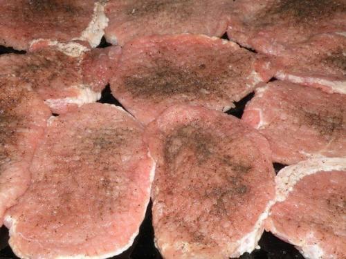 Мясо по-французски.  Ингредиенты: 01