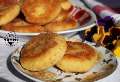 Манники жареные.  Ингредиенты: