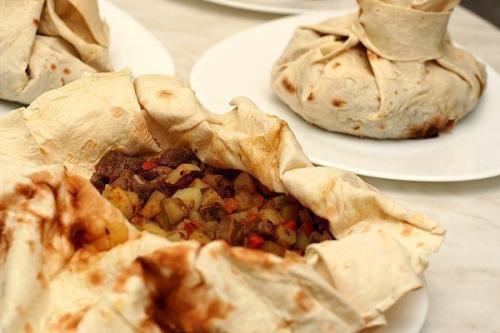 Мясо в армянском лаваше. 03