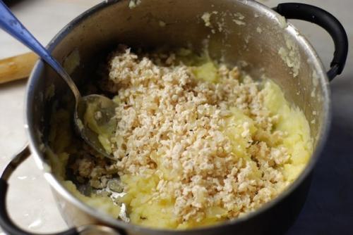 Картофельные котлеты с курицей. 06