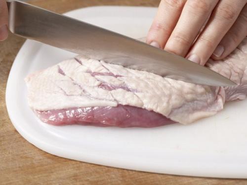 Утиная грудка с ананасом. 05