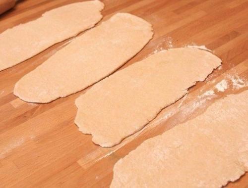 Слоечки с ветчиной и моцареллой. 02