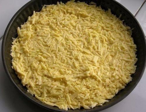 Запеканка из тертого картофеля с сыром и чесночком. 03
