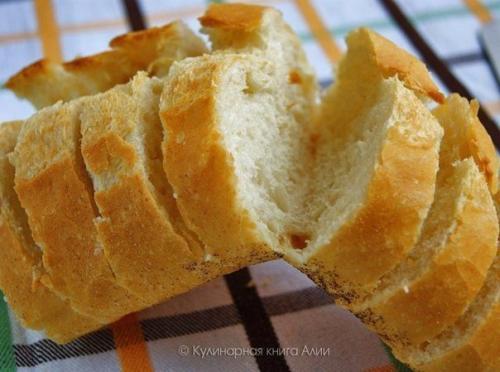 Простая закуска - хрустящий батон с сыром и чесноком. 02