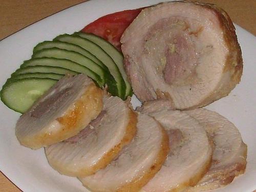 Буженина по-домашнему!   1. мясо хорошо отбить, натереть солью, свежемолотым перцем, измельченным чесноком.