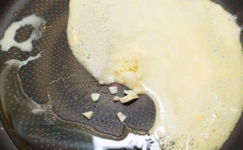 Чесночный соус сливочно? 03