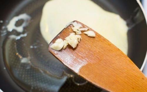 Чесночный соус сливочно? 02