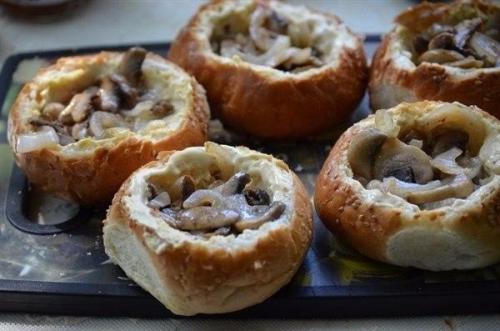 Фаршированные булочки.  Ингредиенты: 04