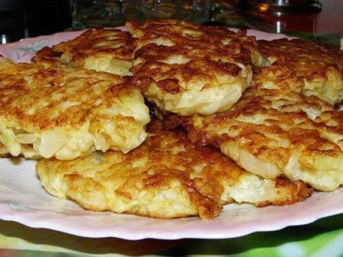 Капустные оладушки на кефире.

