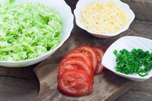 Пирог из кабачков. Диетический пирог из кабачков.