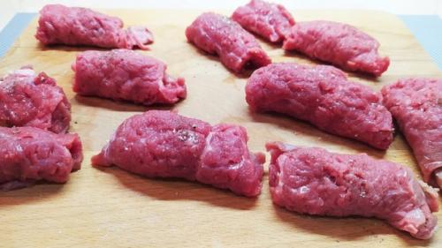 Мясные рулетики. Очень нежные, ароматные! 04