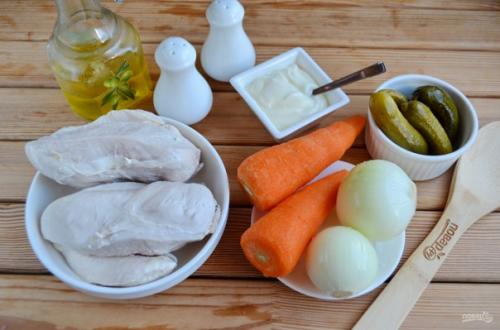 Салат Обжорка с курицей. 01