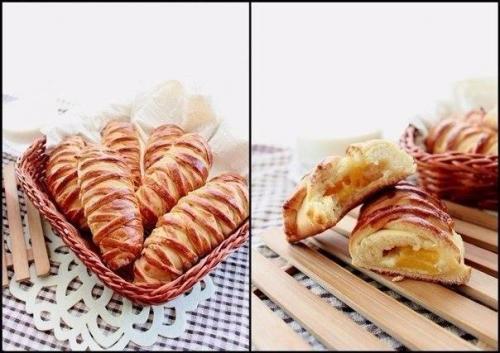 Булочки с творогом и персиком. 05