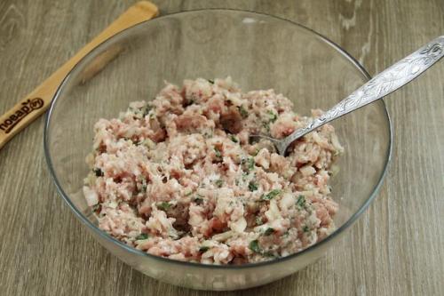 Большие пельмени.  Ингредиенты: 03