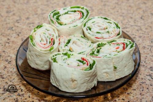 Быстрая закуска из лаваша.