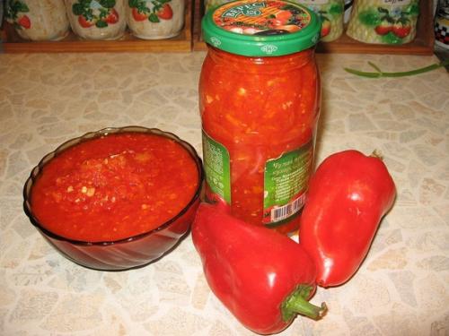Аджика из сладкого перца.
