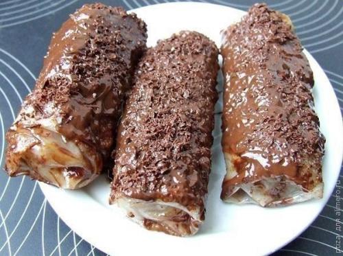 Блинчики с бананом и шоколадом.