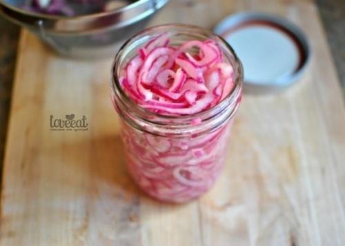 Маринованный красный лук. 08