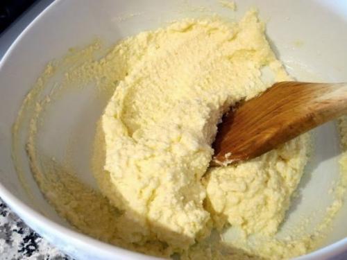 Cырники в духовкe. Ингредиенты: 02 Cырники в духовкe. Ингредиенты: 02