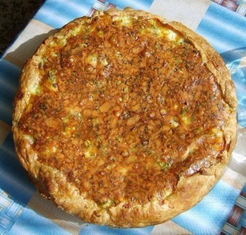 Вкуснейший пирог.   Нам понадобится (конечно, все зависит от формы, в которой запекать; я беру для 25-сантиметровой: 04