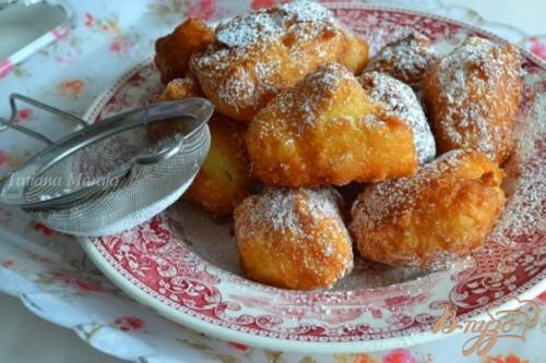 Заварные пончики с апельсиновым кремом.