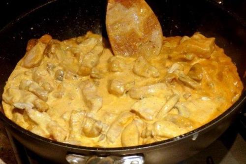 Свинина по - строгановски с грибами. 04