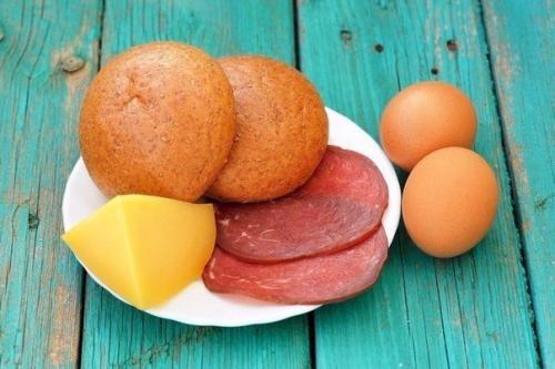 Запеченные бутерброды с яйцом и ветчиной. 01 Запеченные бутерброды с яйцом и ветчиной. 01