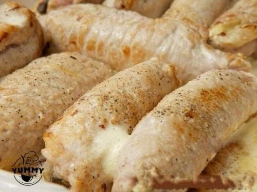 Мясные рулетики с грибами и сыром. 07