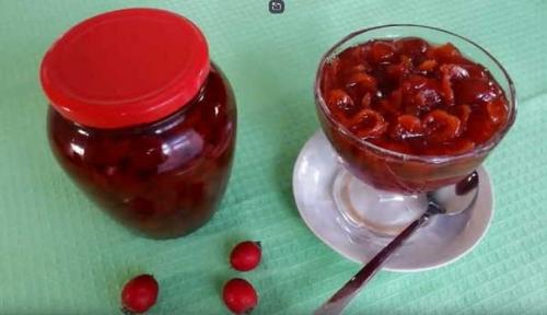 Варенье из боярышника.