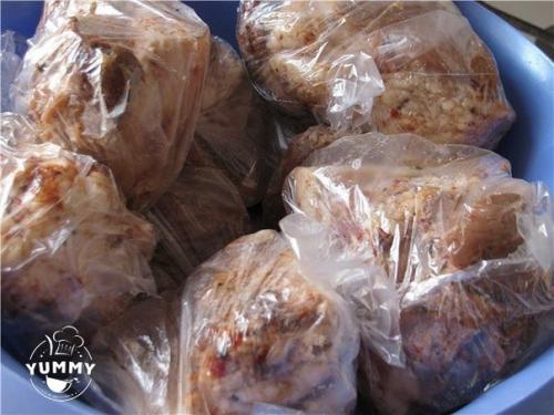 Сало в пакетах.