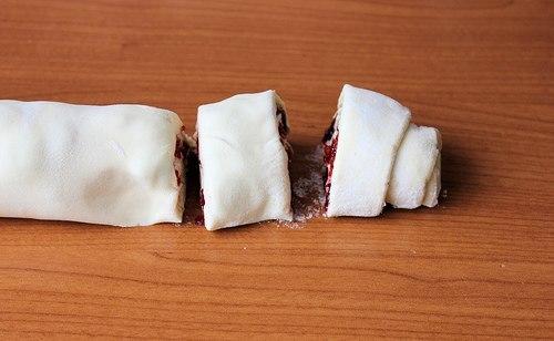 Булочки с клюквой.