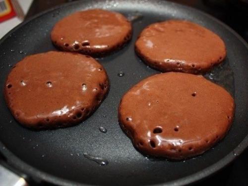 Шоколадные оладушки.  Рецепт этой невероятной вкуснятины сохрани! 03