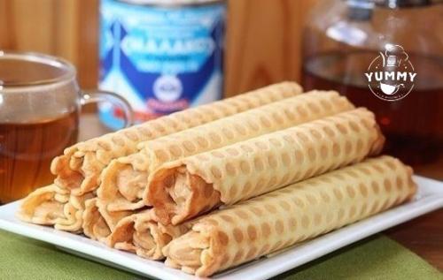 Вафельные трубочки со сгущенкой.