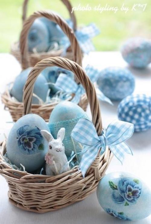 Декупаж пасхальных яиц на яичном белке. 01