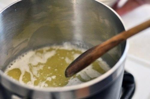 Соус Бешамель.  Ингредиенты: 03