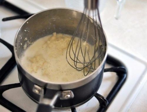 Соус Бешамель.  Ингредиенты: 07