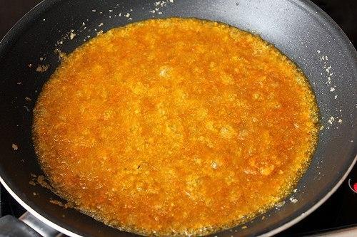 Булочки с клюквой.