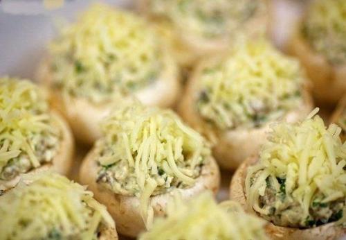 Шампиньоны с курицей и сыром. 02
