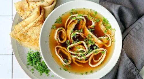 Австрийский суп с блинами. Австрийский суп с блинами.