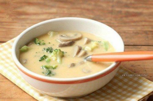 6 простых и безумно вкусных сырных супов.

