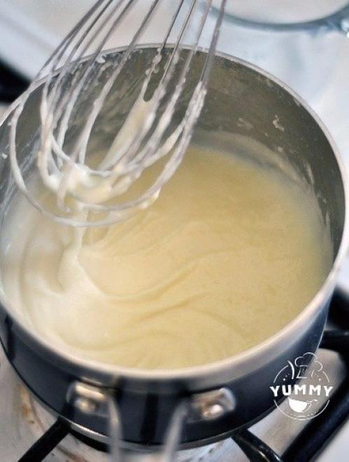 Соус Бешамель.  Ингредиенты: 08