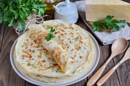 Сырные блины с укропом.