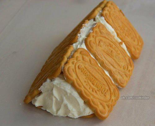 Нежный десерт без выпечки Творожный Домик. 06