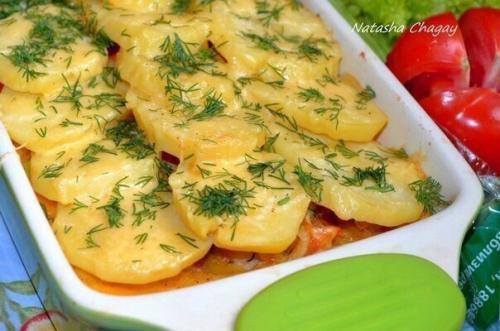 Треска, запеченная с картофелем.